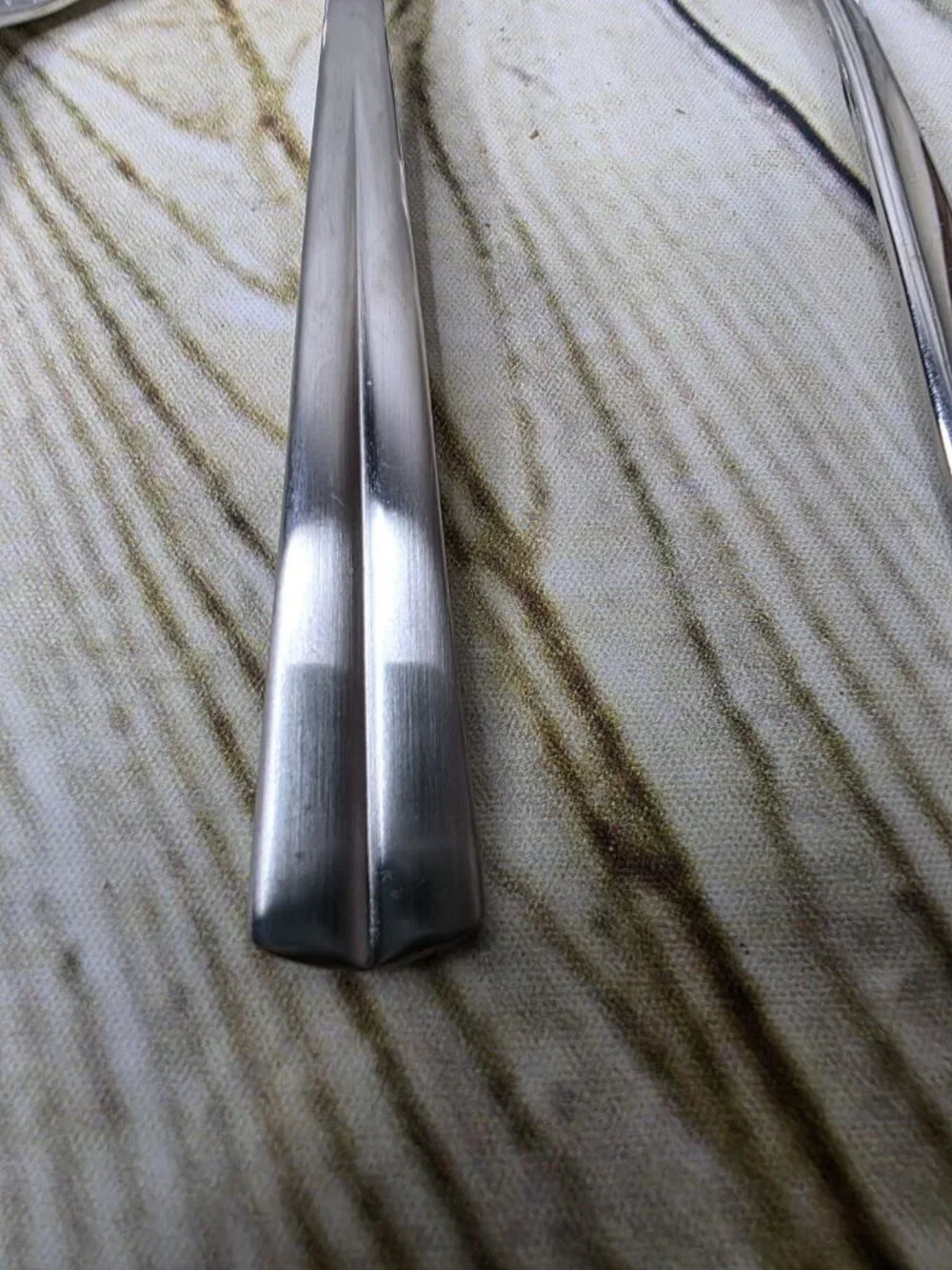 8 Oneida LASTING ROSE  Assorted Spoons Knives Fork Ladle Pieces See Photo